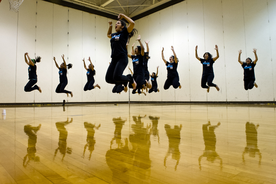 Boston University BU, Official Indian Dance Troupe, Chankaar, Aaj Ka Dhamaka AKD, University of North Carolina Chapel Hill, Indian Fusion, Bhangra, Raas, Mahatma Gandhi Fellowship 