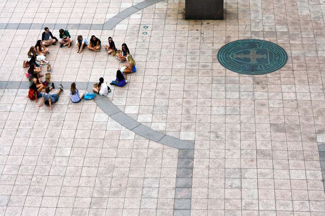 Boston University BU, Marsh Chapel Plaza, students sit in circle