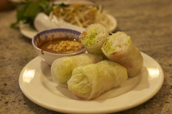 Le’s Vietnamese Cuisine, places to eat near Boston University BU, pho, vietnamese food soups appetizers, Boston zagat rated restaurants