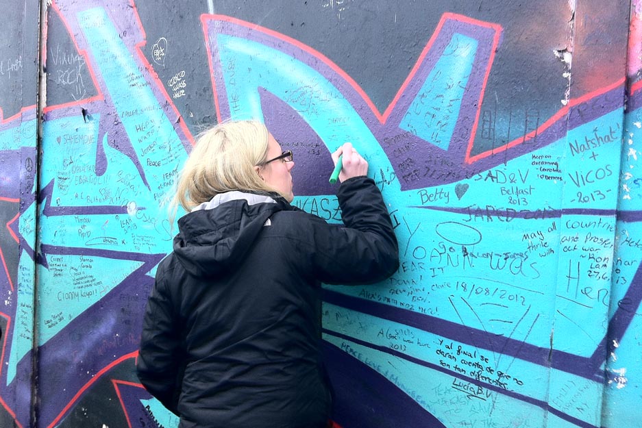 Boston University BU, study abroad, Belfast Ireland, Peacewall 