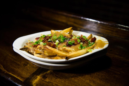places to eat drink near Boston University BU, Barracuda Tavern, ocean themed pub, beers, appetizers, tapas