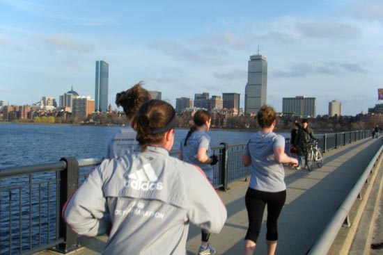 Things to do in near Boston University BU, MIT Charles River Run, city running tour 5k exercise and recreation