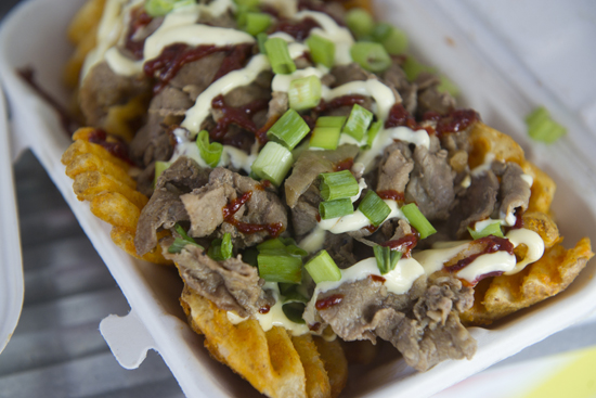 Boston University BU, food truck, dining services, asian cuisine, Fanboy Food Truck