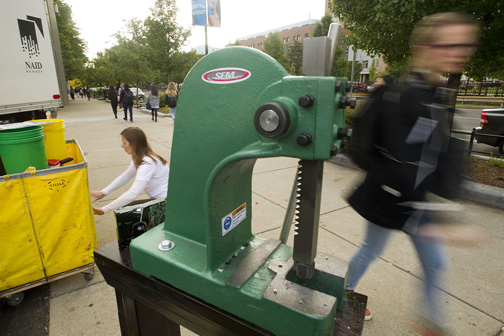 Boston University BU, Information Security Shredding Event 2014, digital security, sensitive documents hardrives, sustainability 