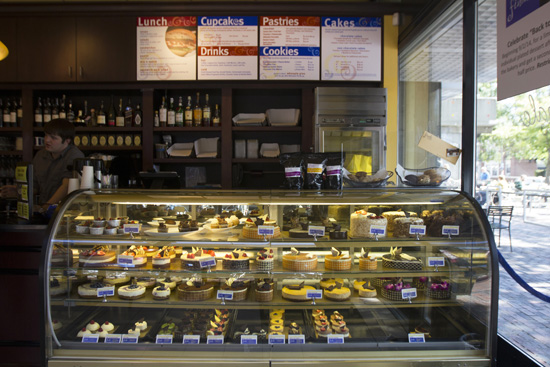 places to eat near Boston University BU, Finale, lunch, sandwiches, pastries, desserts