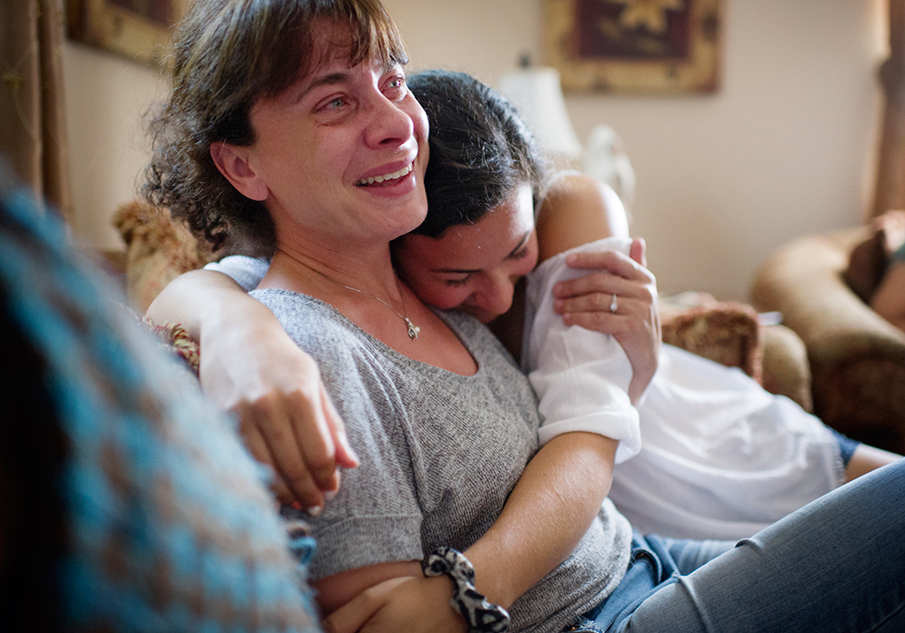 Jessica Silva hugs her mother Teresina Bajada