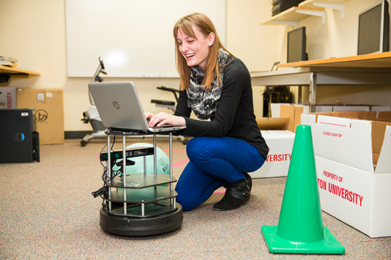 A UROP student has coded a robot that can "think" on its own, moving about and avoiding obstacles without a human steering it.