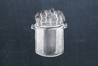 chalk drawing of a steaming stockpot
