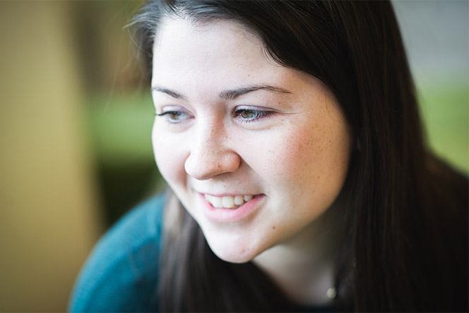 Portrait of college student Kristin Barnett