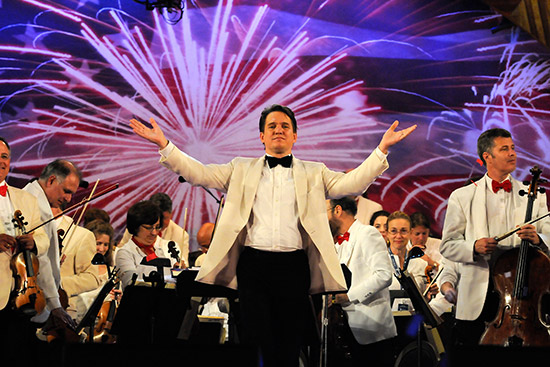 Conductor Keith Lockhart will lead the Boston Pops at the 103rd BU Night at the Pops at Symphony Hall on Saturday, May 20.