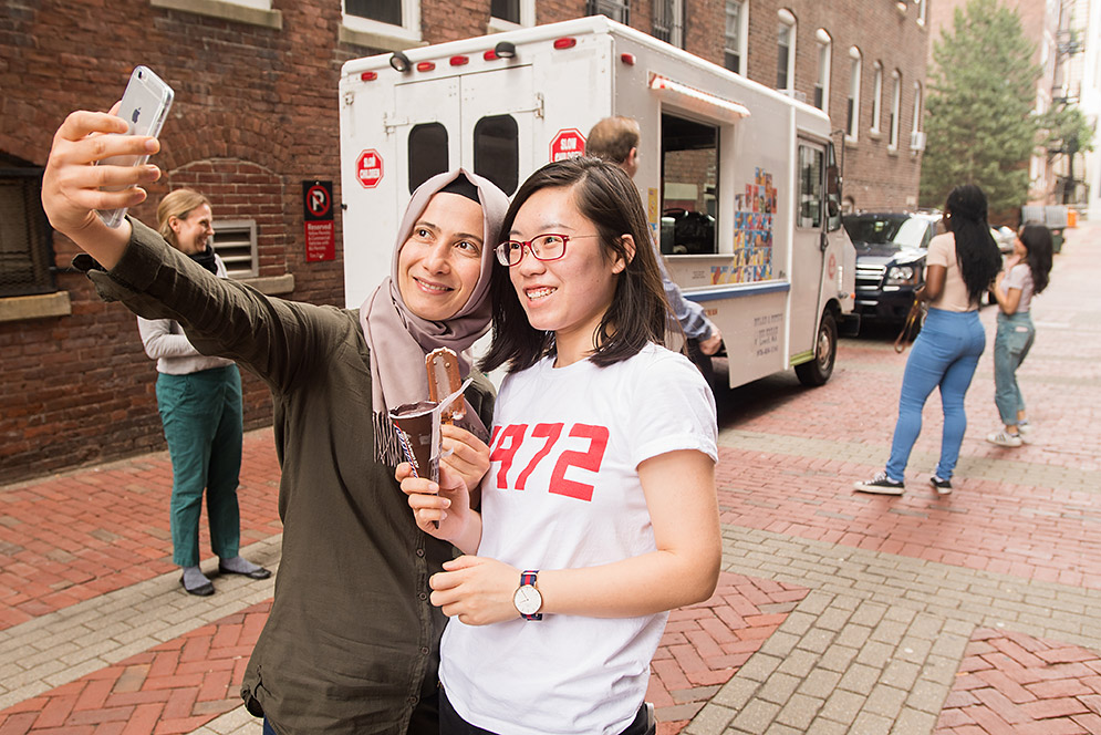 Habibe Durmaz and Xiaowei Wang taking selfie
