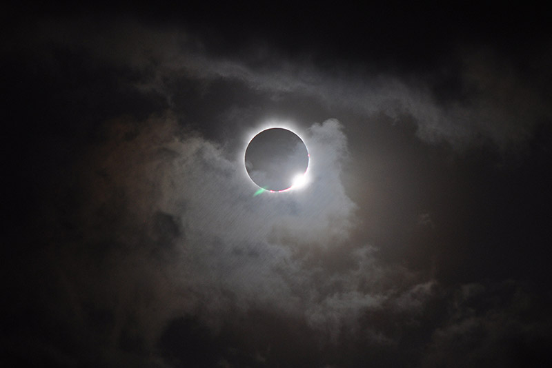 moon blocking sun