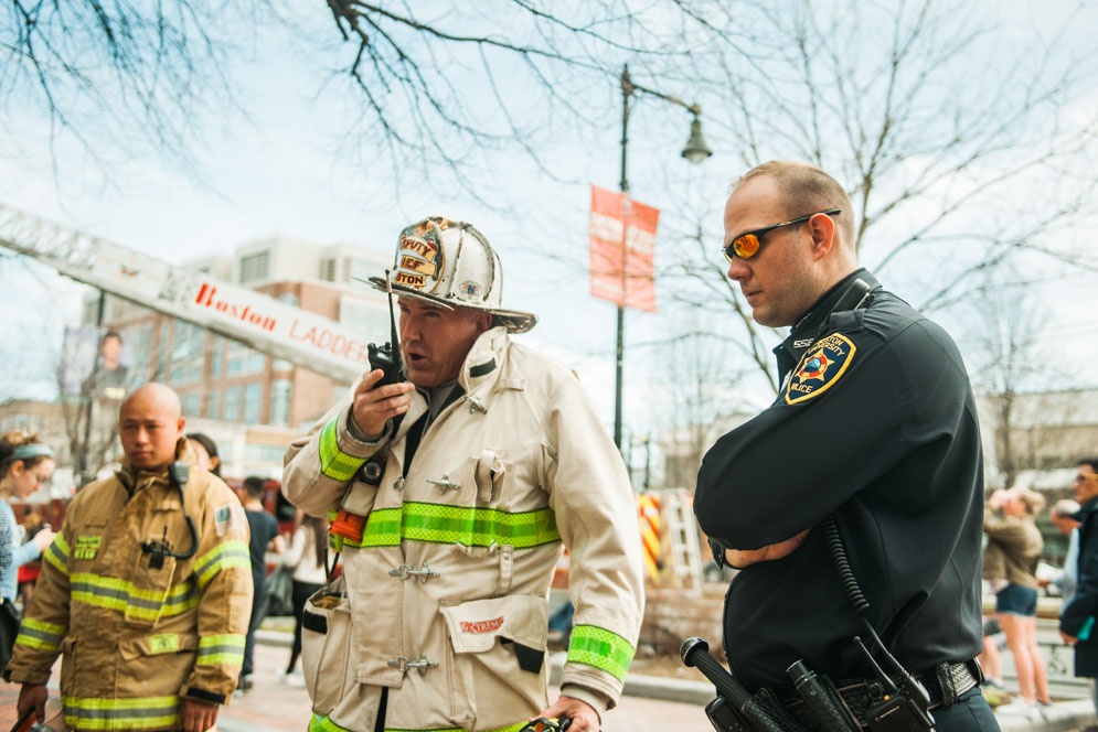 For students living off campus, fire safety begins before signing a lease: making sure your potential apartment has working smoke and carbon monoxide detectors.