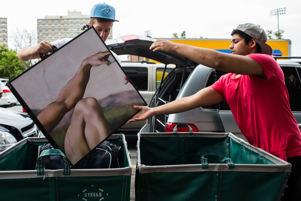 Students move luggage during Boston University Fall Move In 2017