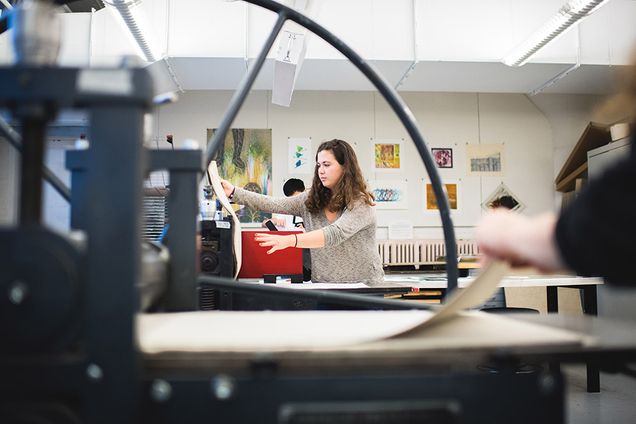 Olivia Williams (CFA, CAS 20) participates in an Introduction to Printmaking class on Wednesday, October 25, 2017.   Photo by Jackie Ricciardi