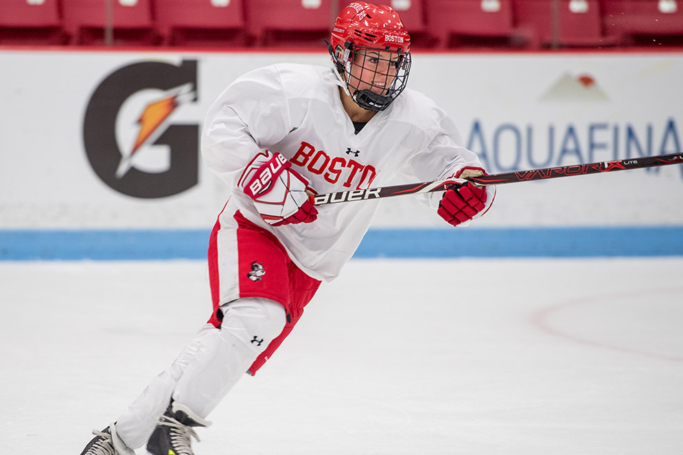 Victoria Bach (CGS’16, COM’18), the seventh overall pick in the 2017 NWHL Draft