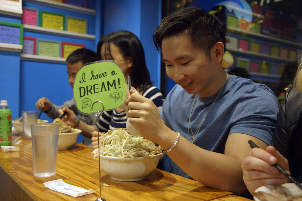 Biomedical engineering major Ryan Lim (ENG’18, MED’22) shares two favorite off-campus ramen noodle spots.