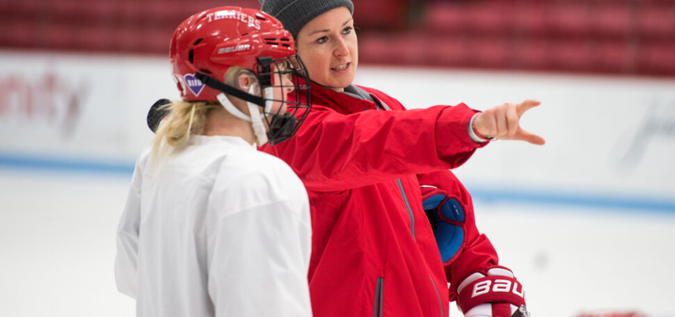Tara Watchorn named first Stonehill women's hockey coach