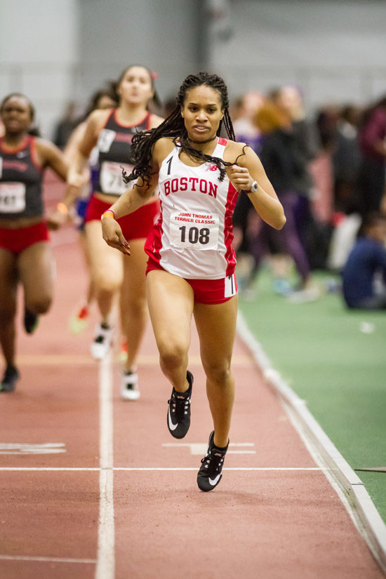 Tehya Noell competing during an indoor track event 