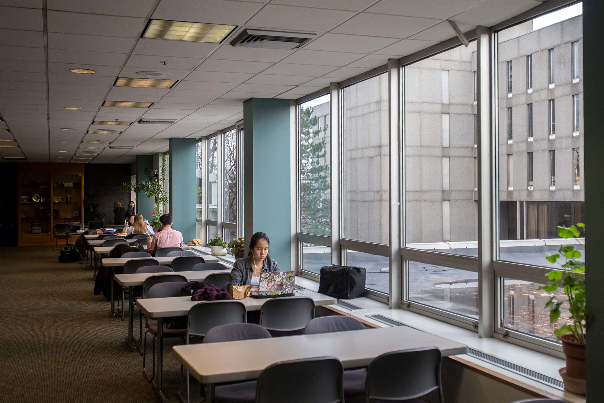 Students studying at the Dean's Study Lounge, Boston University George Sherman Union.