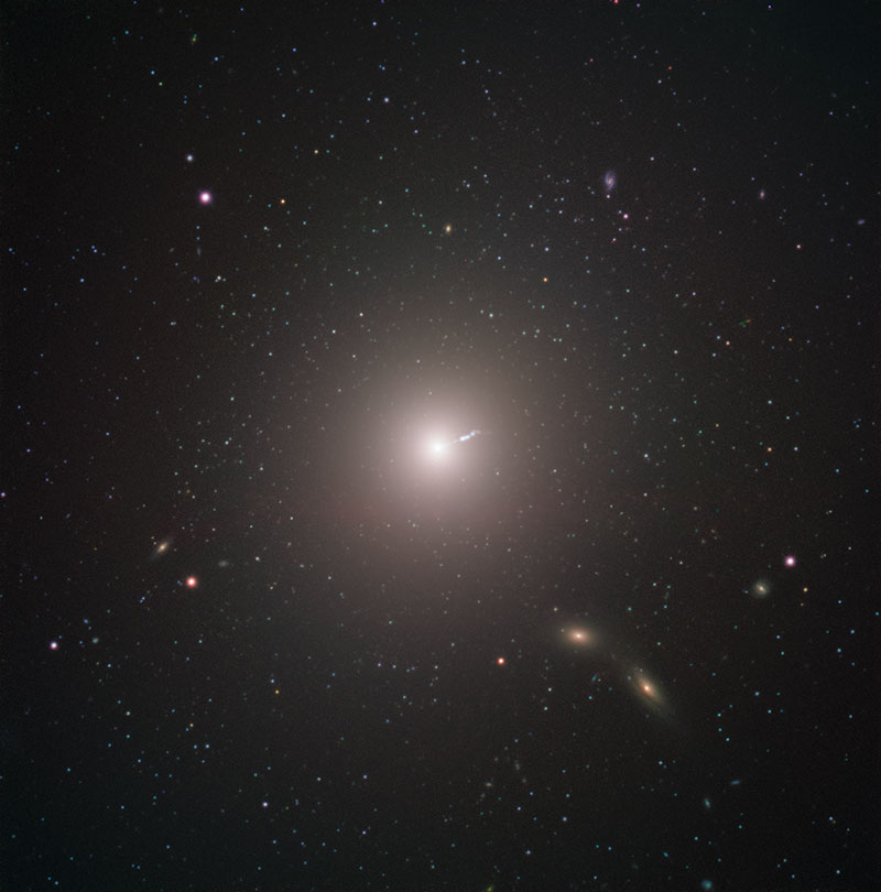 Messier 87 (M87), the enormous elliptical galaxy located about 55 million light years from Earth, visible in the constellation Virgo. Credit: ESO (European Southern Observatory)