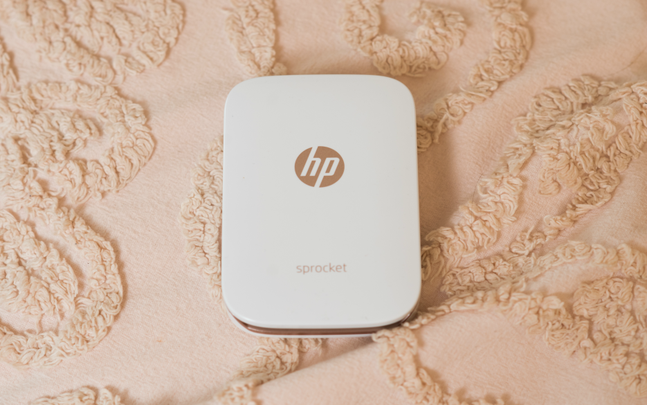 A mini photo printer