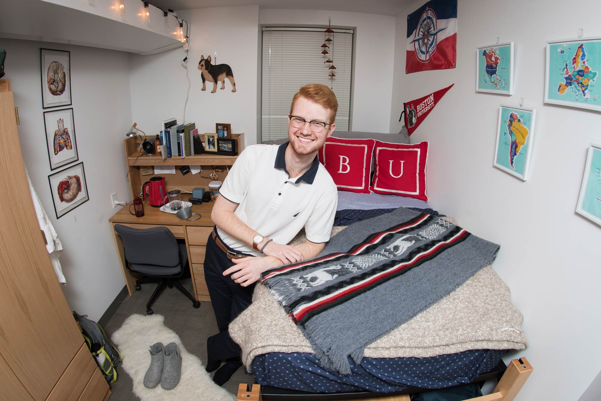 A photo of Evan Dann (ENG'21) in his dorm room.