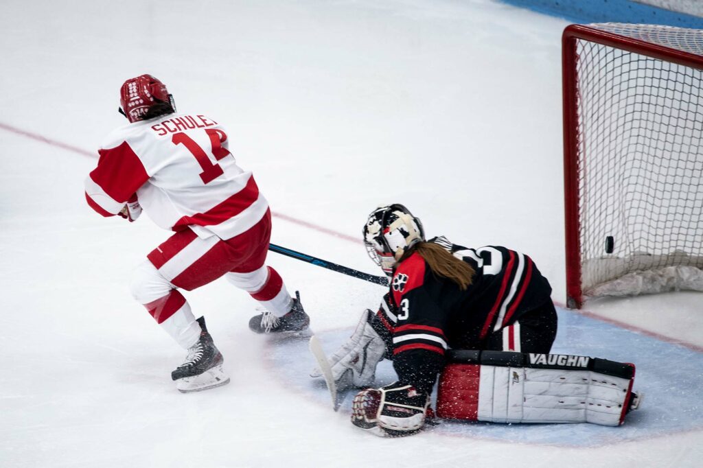 BU Terriers women's ice hockey player Kristina Schuler scores the first goal of the 42nd Annual Beanpot tournament final game.