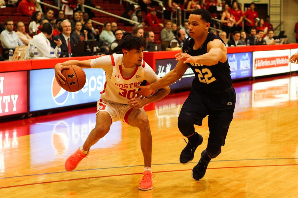 A photo of Javante McCoy (Questrom’21) on the court