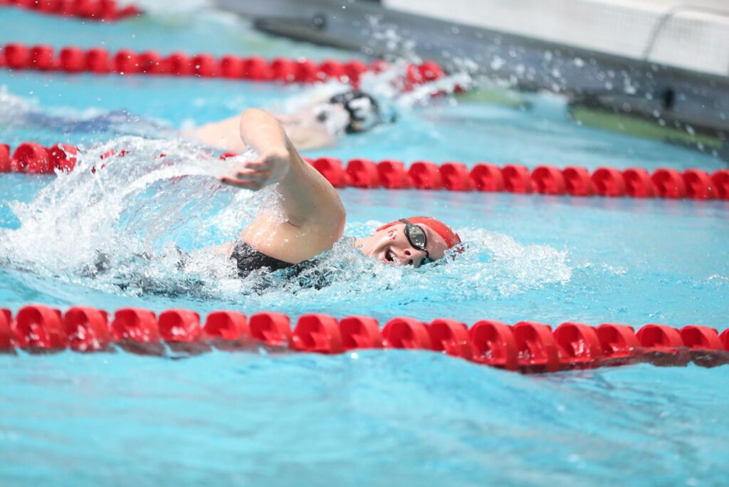 A photo of Carly Soares swimming