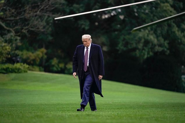 President Trump arrives on the White House lawn, October 1, 2020, after attending a fund raiser in New Jersey
