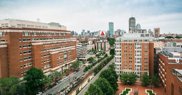 Questrom's New Online MBA a Hit | BU Today | Boston University - Vimarsana News