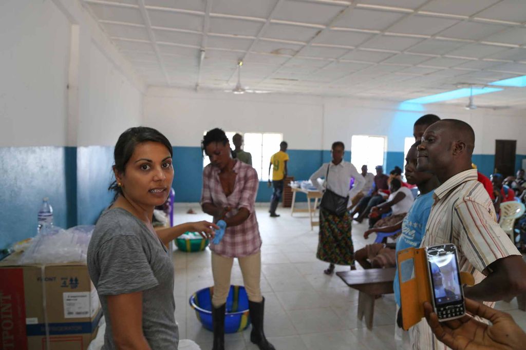 Dr. Nahid Bhadelia training a group of people in West Africa