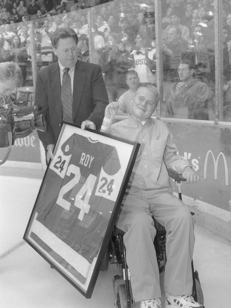 In 1999, Travis Roy (COM’00, Hon.’16) became the first Terrier to have his number retired. He returned to Walter Brown Arena for the ceremony four years after being paralyzed during his first game in 1995.