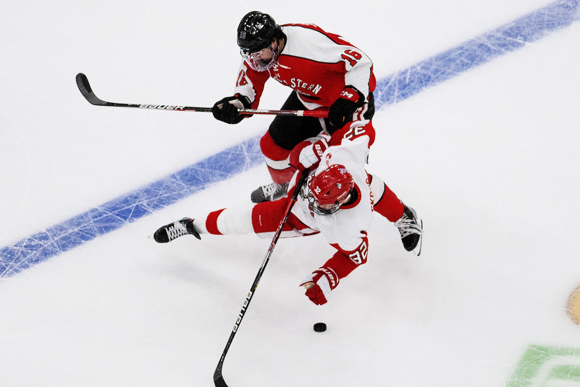 No. 20 BU Falls to No. 12 Northeastern in Beanpot Final, 5-2 - Boston  University Athletics