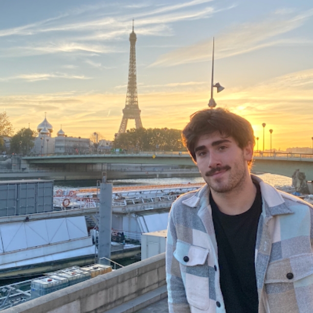 Photo: Sam Katz (COM’23) in Paris