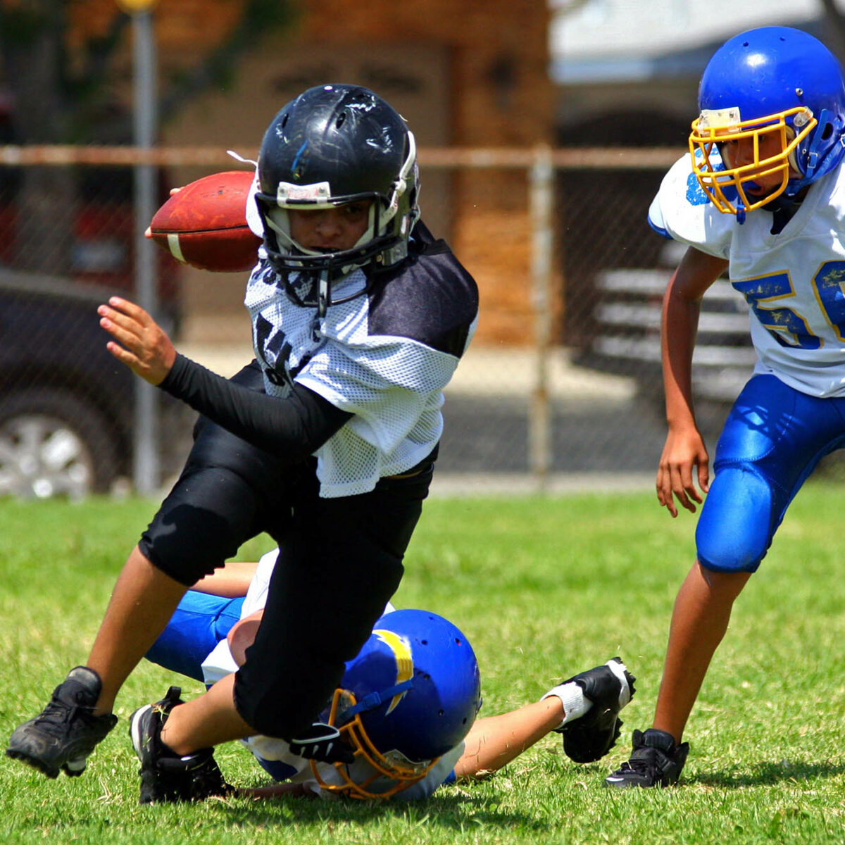 New BU Study Finds Tackle Football at Young Age Raises Risk for