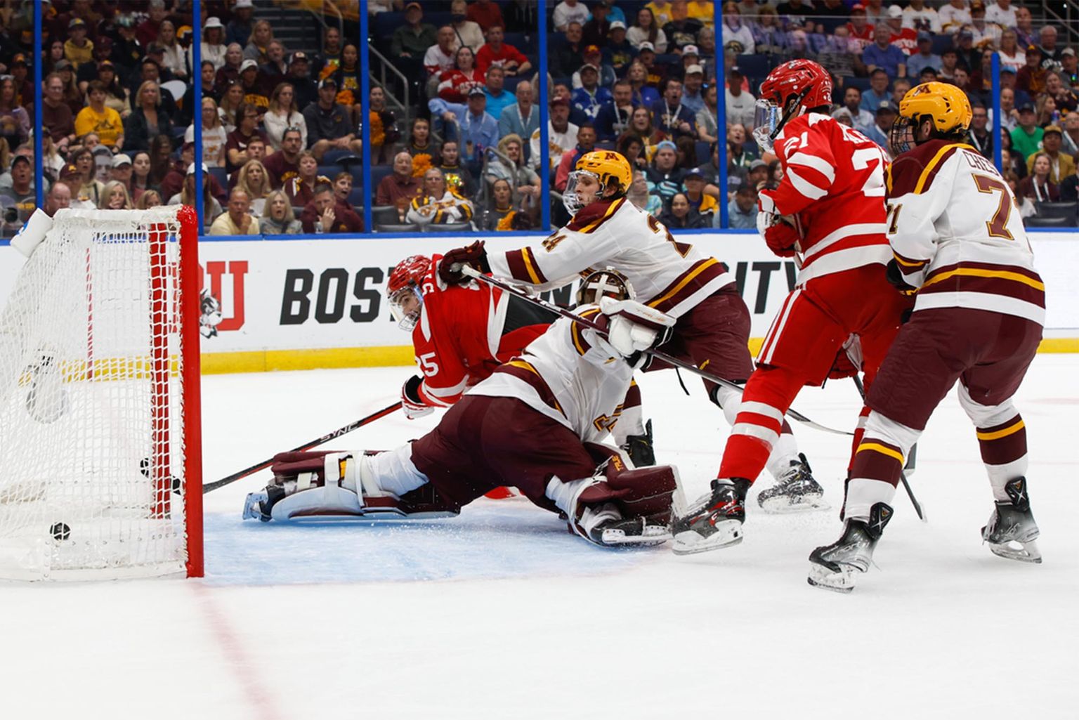 BU Men’s Hockey Falls to Minnesota in Frozen Four Semifinal BU Today Boston University