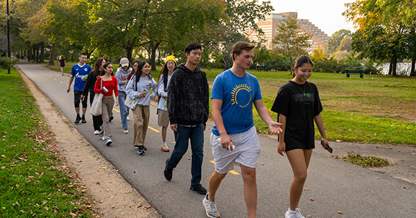 Want Some New Friends? Join a Student-Led Stroll on the Esplanade - Vimarsana News