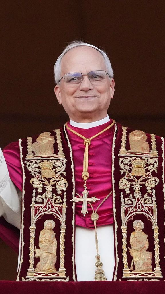 Photo: Pope Leo XIV appears on the central loggia of St. Peter's Basilica after being chosen the 267th pontiff of the Roman Catholic Church.
