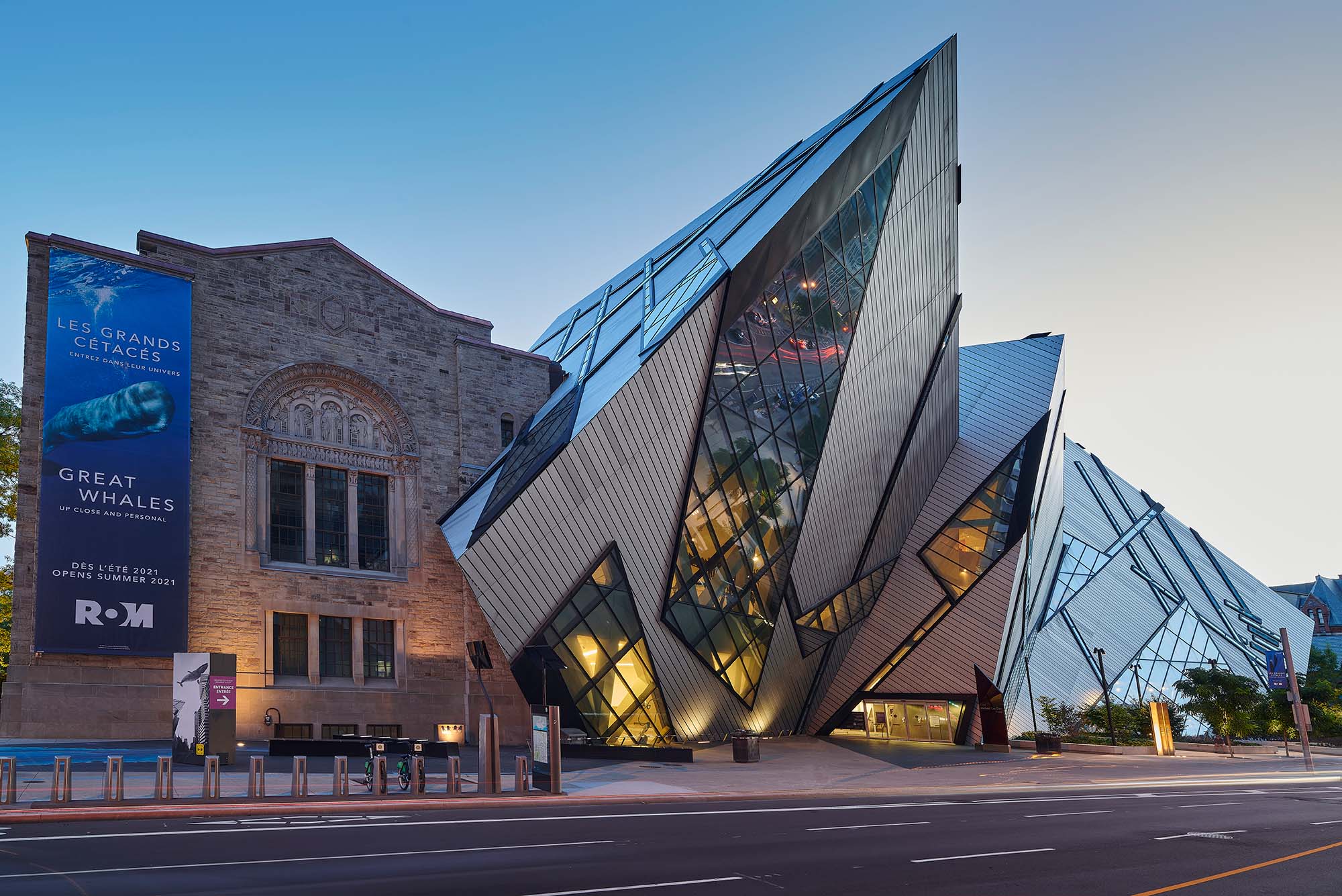 Photo: Exterior of a Canadian museum