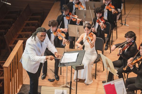 Photo: Players from the Boston University Tanglewood Institute up on stage