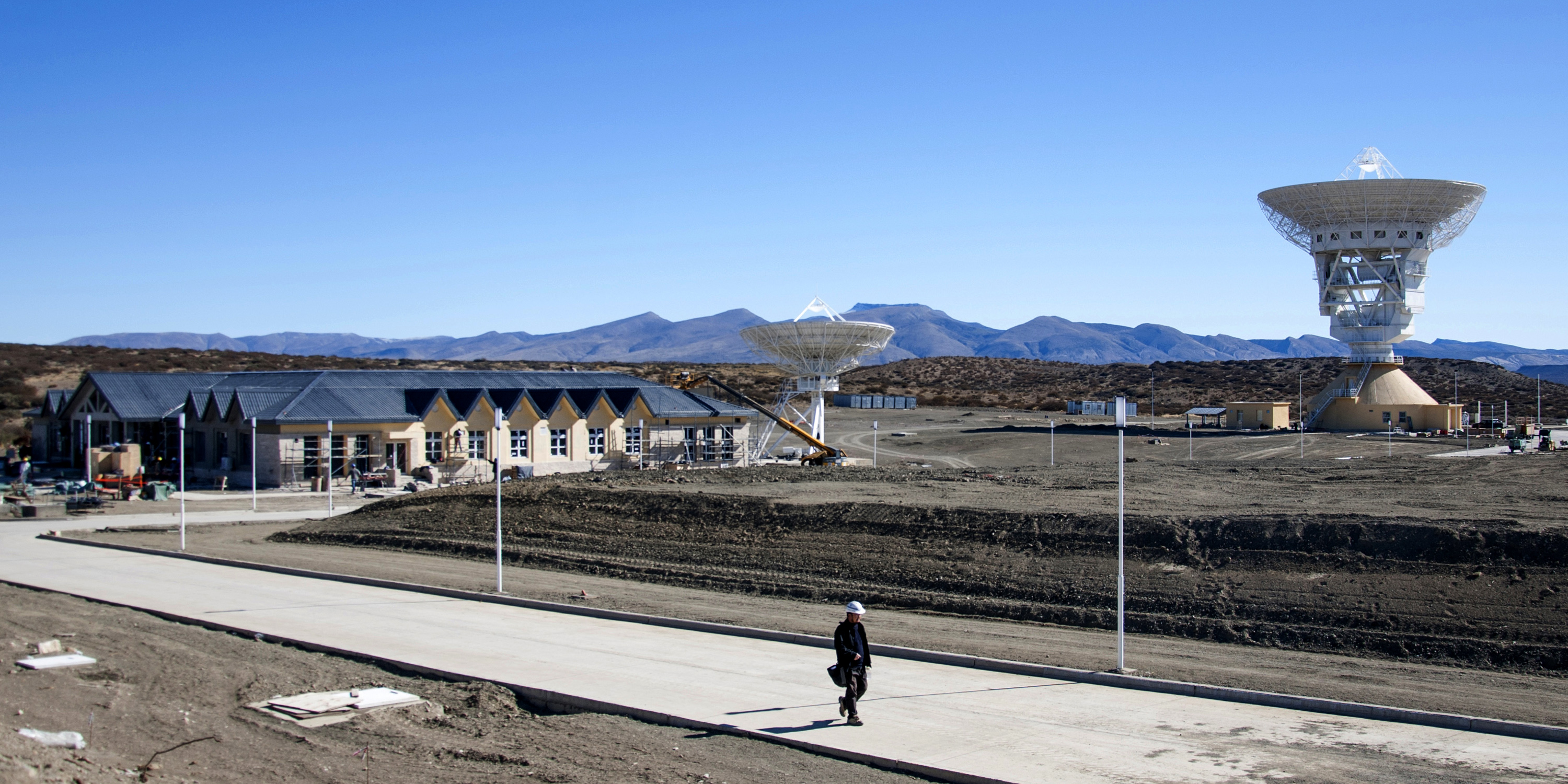 https://www.elsol.com.ar/ya-funciona-en-neuquen-la-estacion-espacial-china