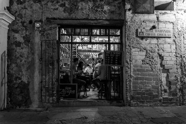 2020 GP Photo Contest Finalist peoplke sitting in a wine bar in Guatemala