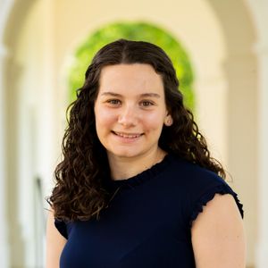 Headshot of Katie Hoskins