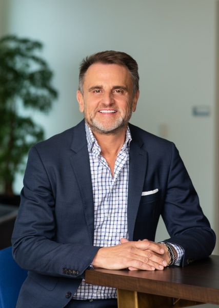 Ian R. Carter Chairman of the Board School of Hospitality