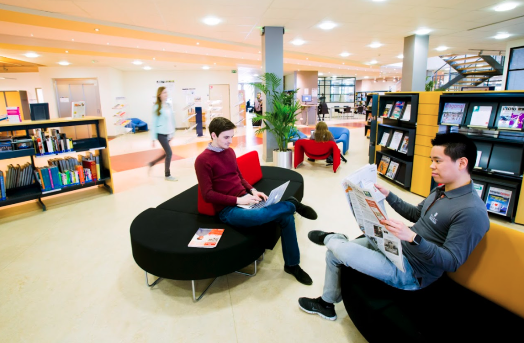 BOSTON UNIVERSITY SCHOOL OF HOSPITALITY ADMINISTRATION AND ESSEC BUSINESS SCHOOL (FRANCE) ANNOUNCE COLLABORATION FOR GRADUATE STUDENTS