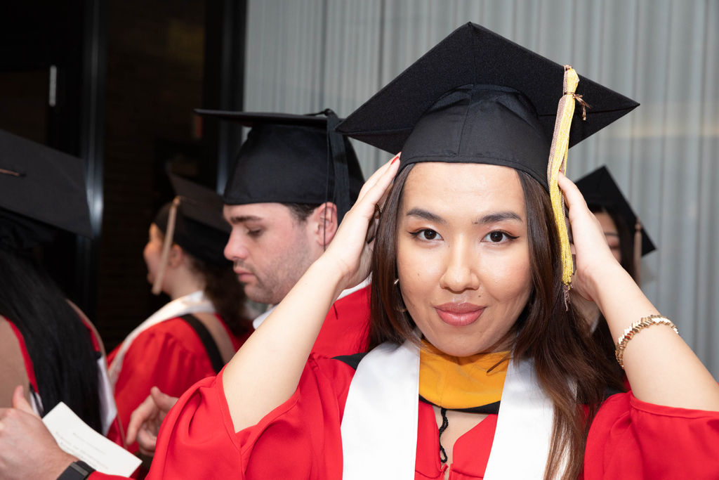 graduation-photos-school-of-hospitality-administration