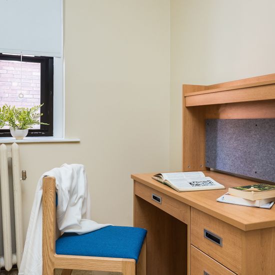 27 aberdeen bedroom office