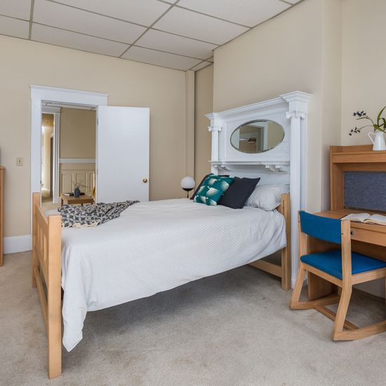 455 park drive bedroom 5